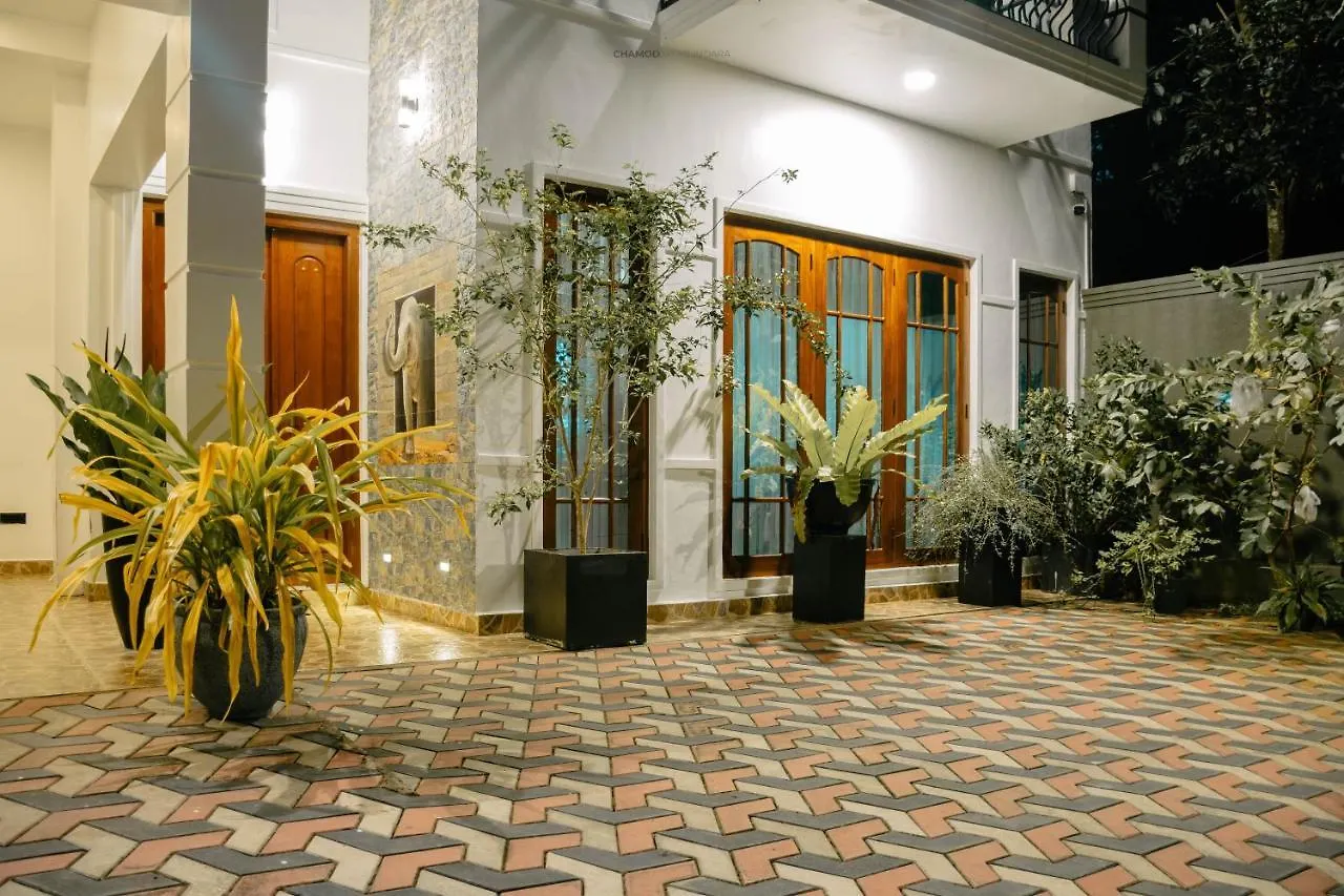 Hotel River Breeze Residents Kandy